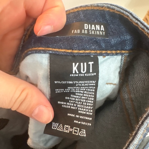 Kut from the Kloth  Size 8 Diana Fab Ab Skinny Jeans - Picture 7 of 7